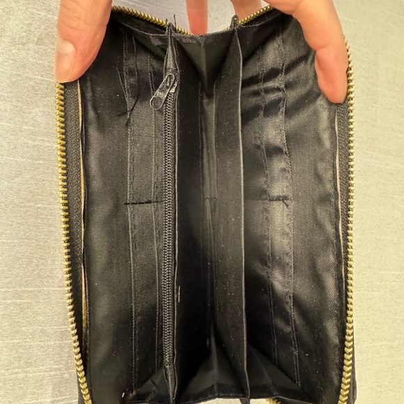 Embroidered Black and Pink Women's Clutch - Picture 4 of 4